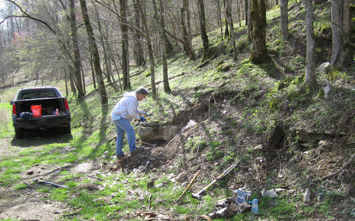 Fluorescent Mineral Collecting