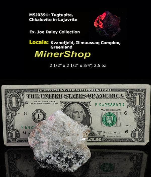 Tenebrescent Pink Tugtupite from Greenland