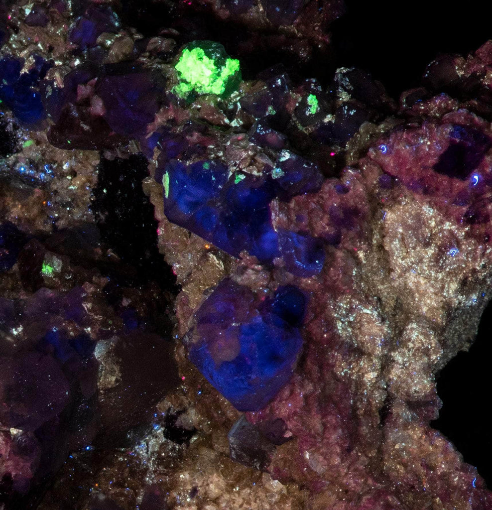 fluorite, black tourmaline, mica