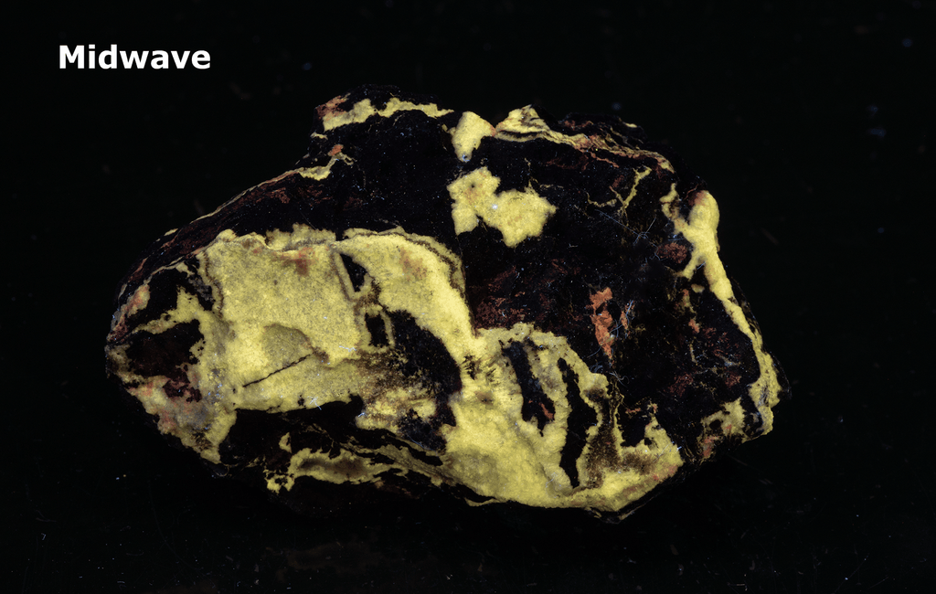 willemite and calcite from puttapa mine in Australia