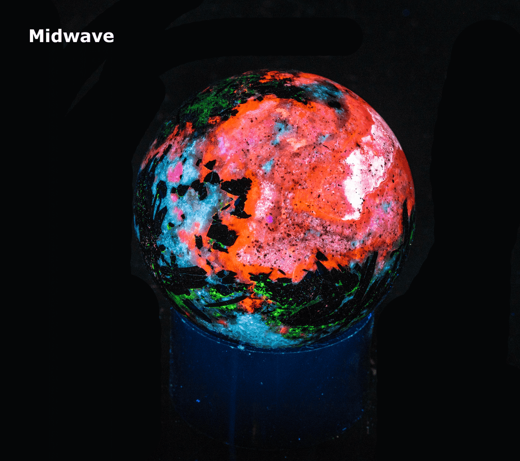 Fluorescent Sodalite Hackmanite Sphere from Greenland with Tenebrescence