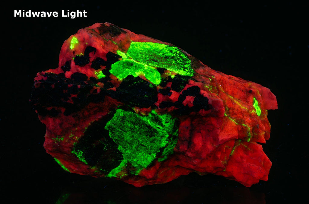 Calcite, Willemite, Franklinite - Sterling Hill Mine