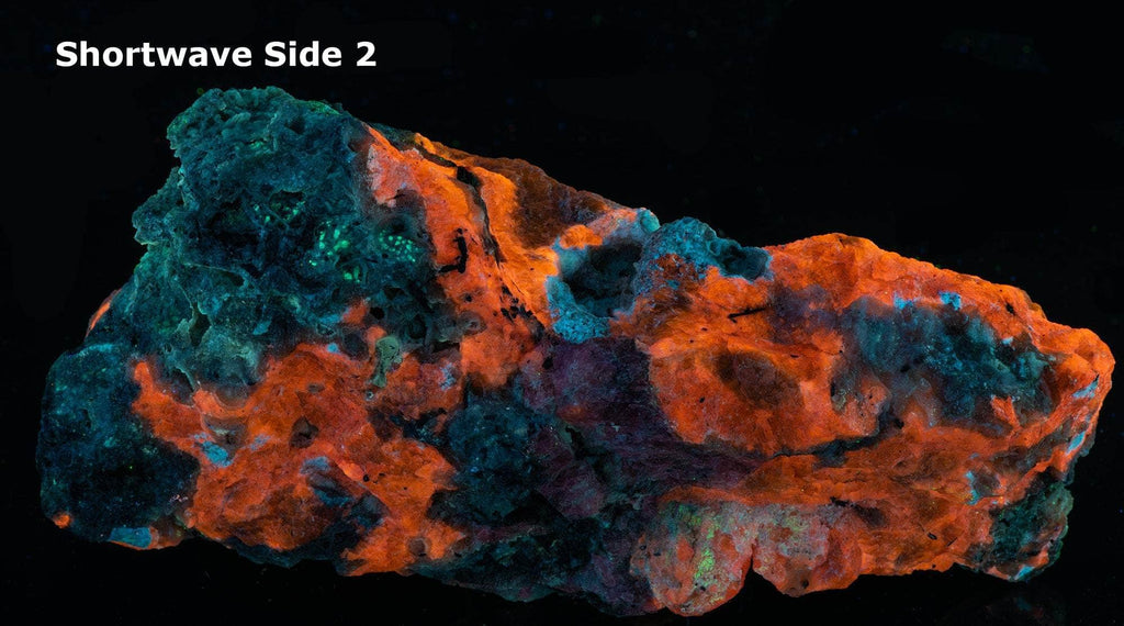 Fluorescent sodalite (Hackmanite) from Greenland with deep tenebrescence.