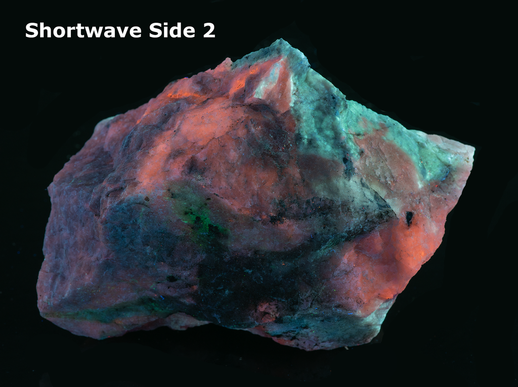 tenebrescent and fluorescent sodalite from greenland