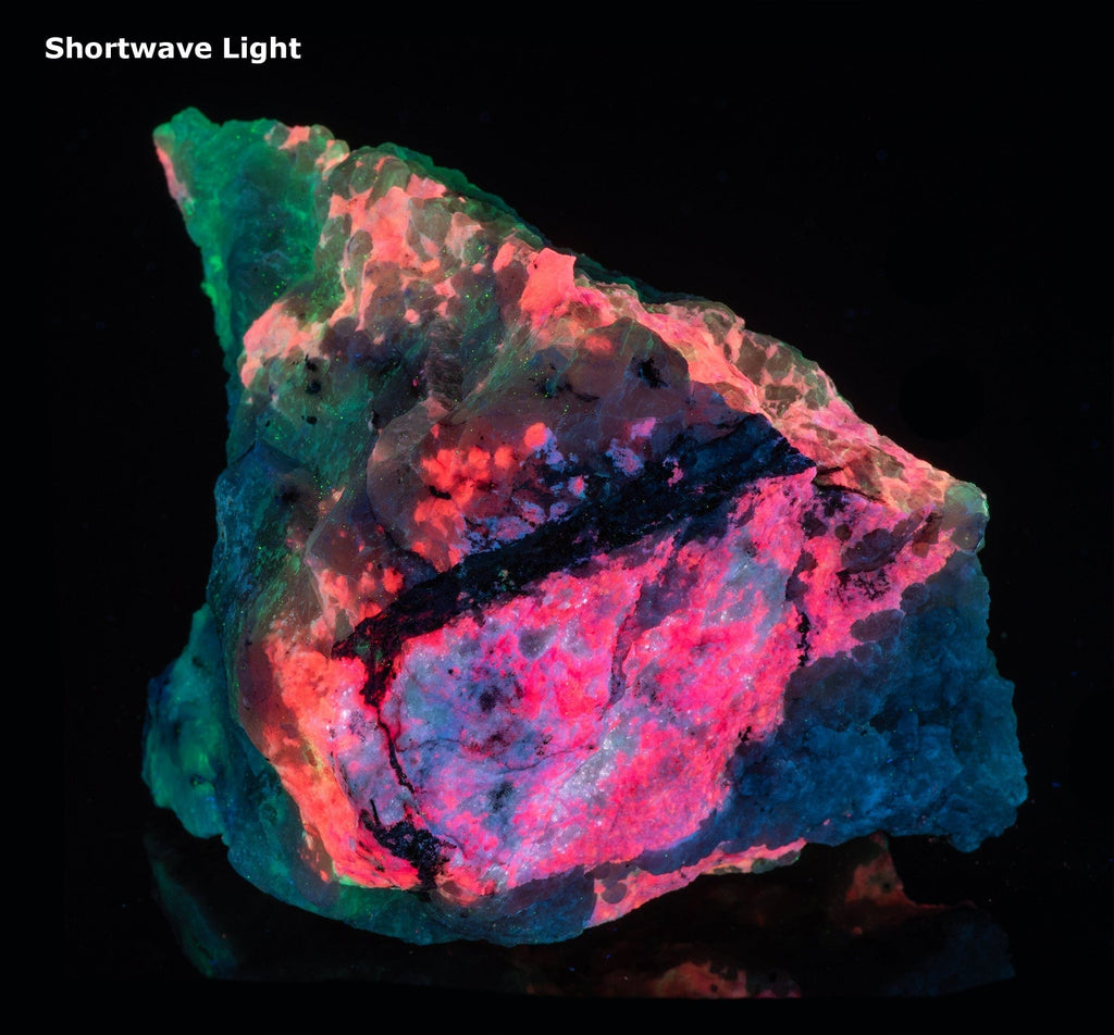 tugtupite mixed with what we believe is a special variety of chkalovite