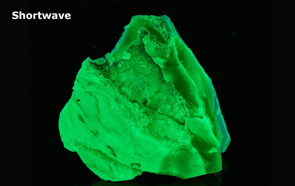 Beautifully bright green uv reactive piece of chalcedony