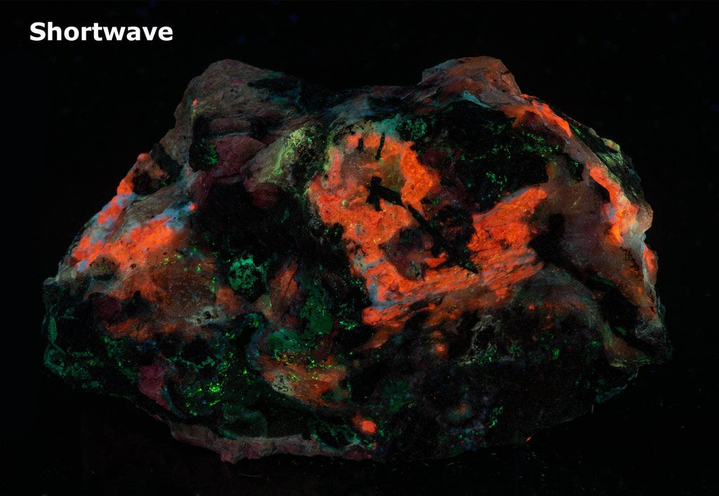 Fluorescent Sodalite Hackmanite, Ussingite