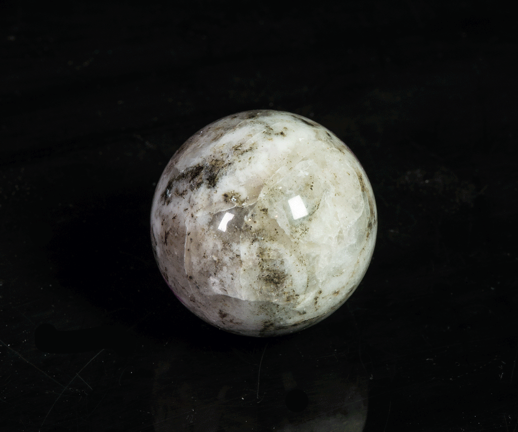 Fluorescent Sodalite Hackmanite Sphere from Greenland with Tenebrescence