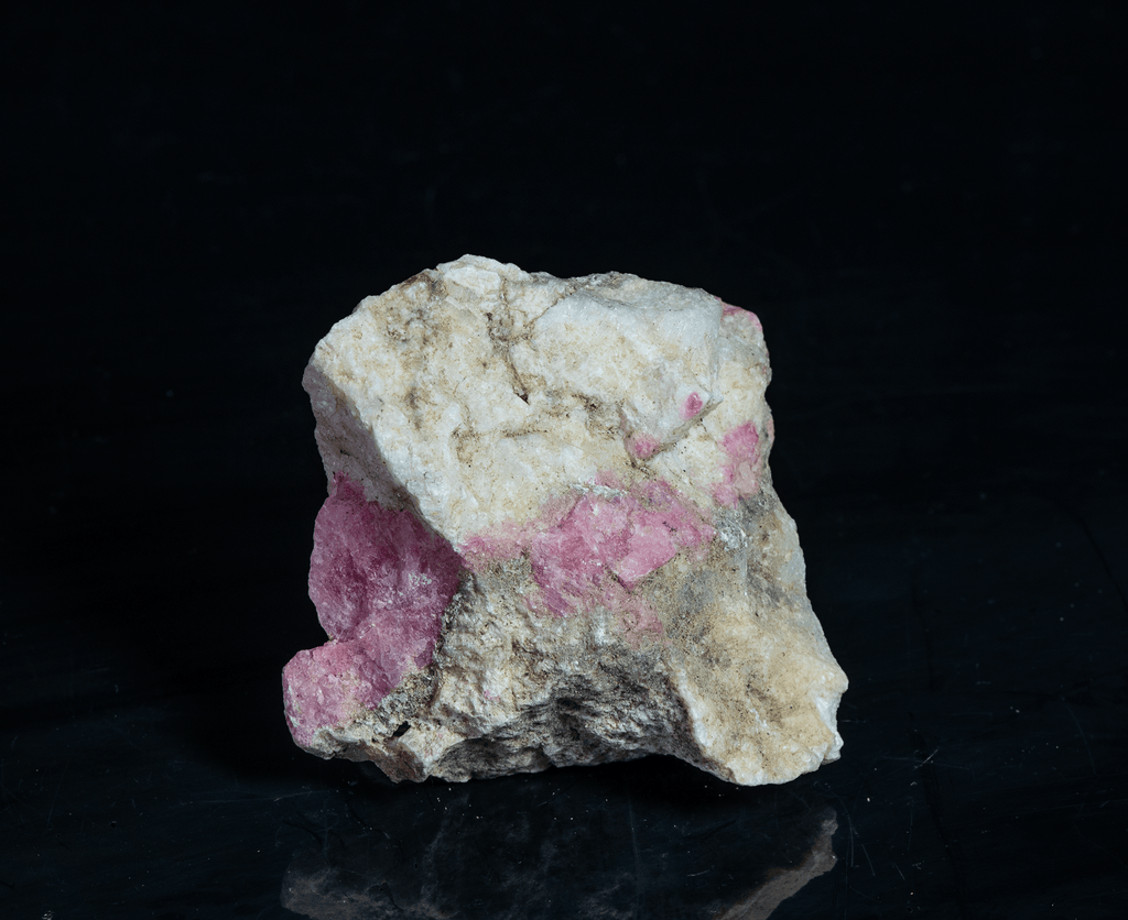 Tugtupite, Chkalovite, Minor Polylithionite from Greenland