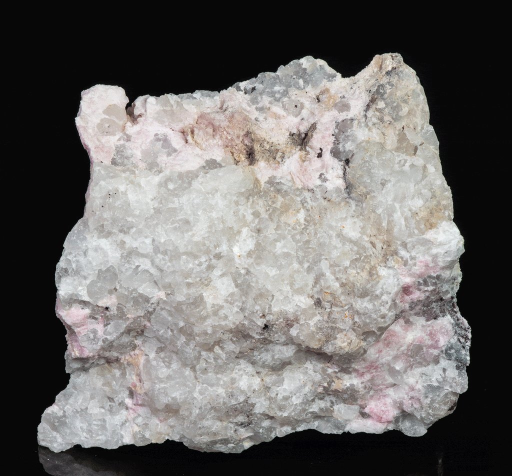 tugtupite mixed with what we believe is a special variety of chkalovite