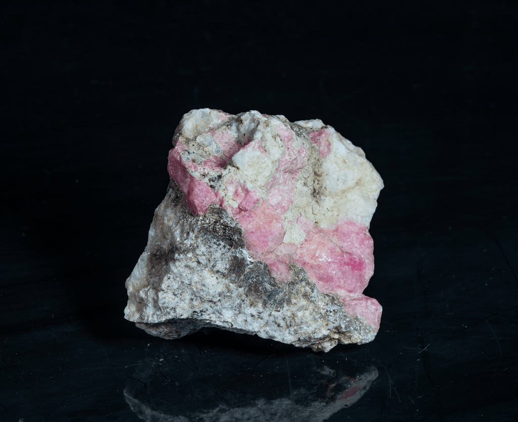 Tugtupite, Chkalovite, Minor Polylithionite from Greenland