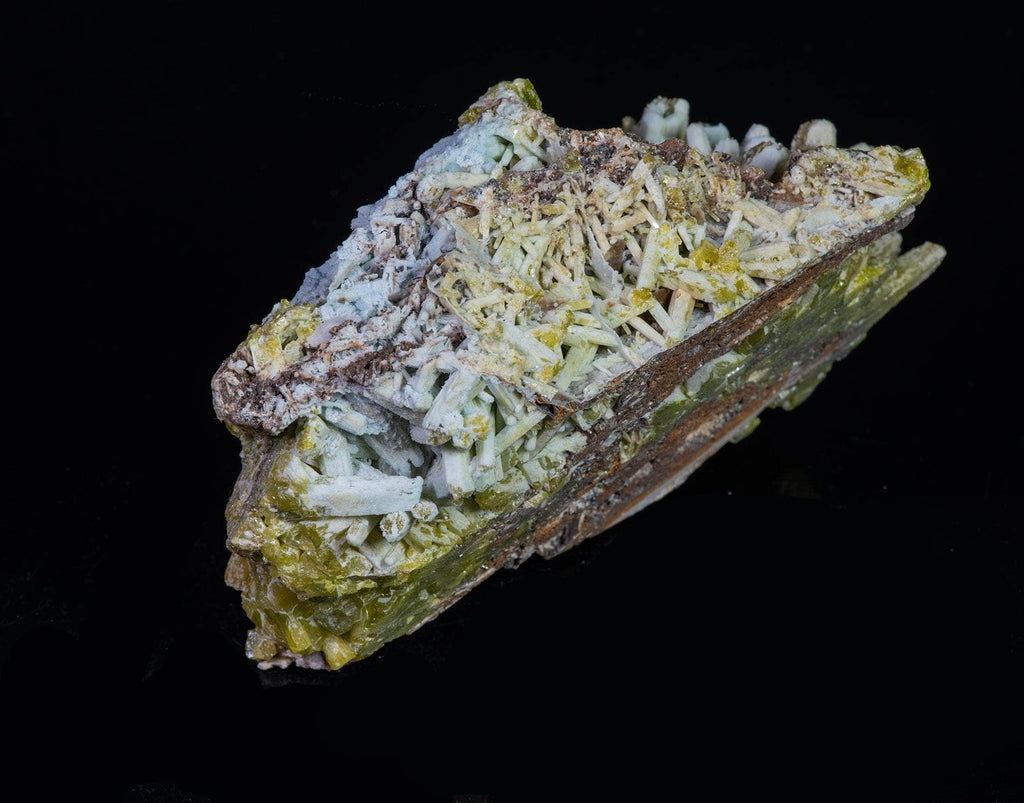 Plumbogummite After Pyromorphite from China