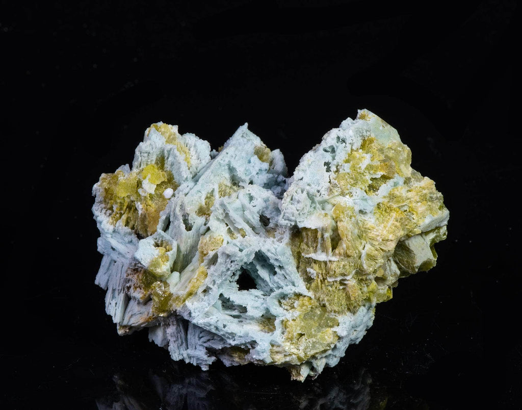 Plumbogummite After Pyromorphite