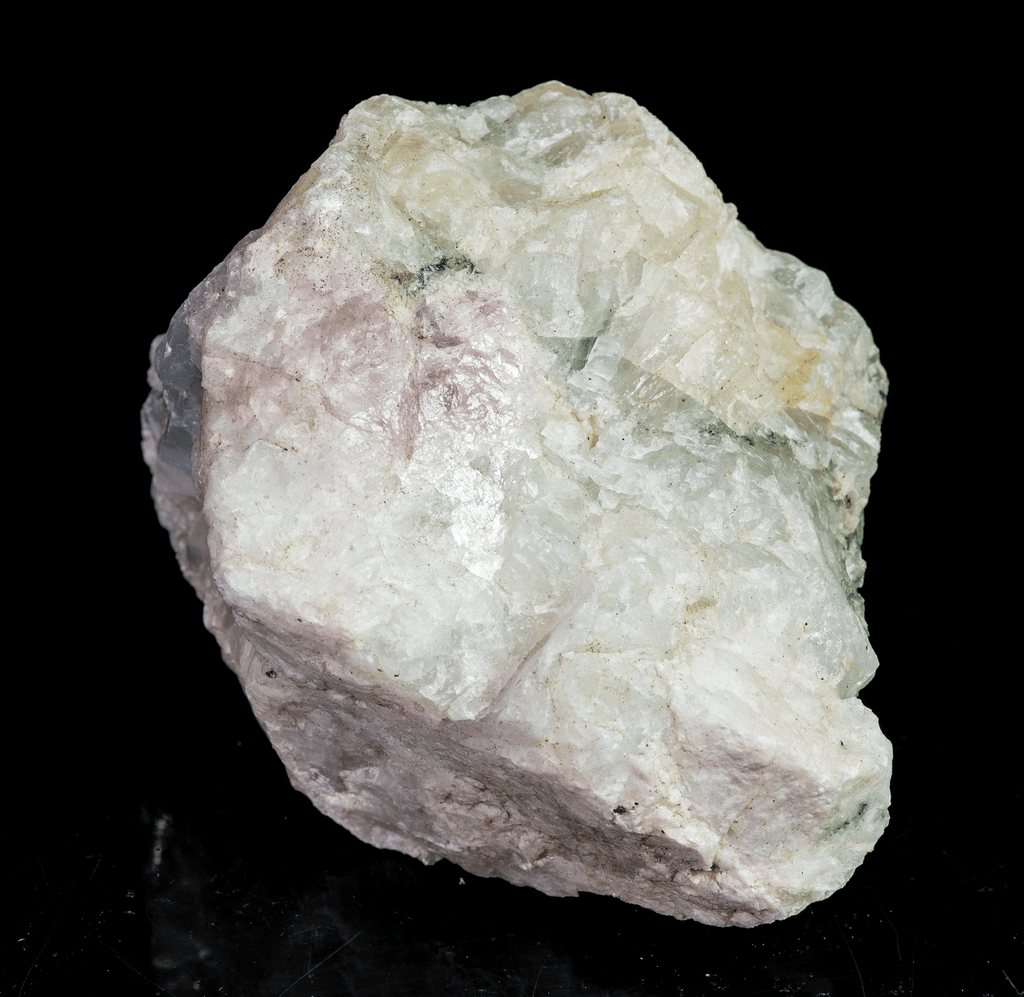 tenebrescent and fluorescent sodalite also known as hackmanite