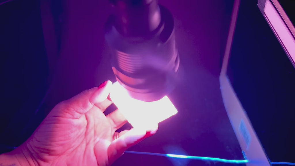 pink uv reactive calcite display phosphorescence