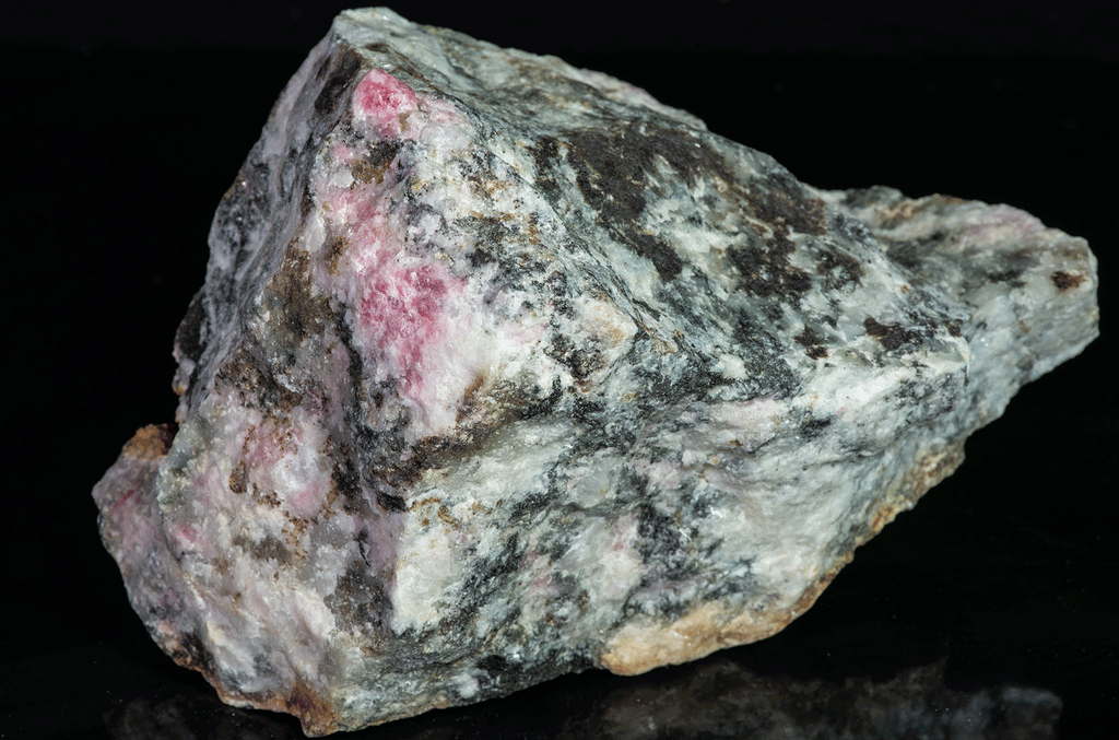 gem tugtupite and polylithionite mineral specimen from greenland