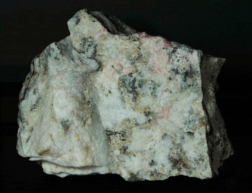 Tugtupite, Polylithionite, Analcime, Chkalovite - Greenland