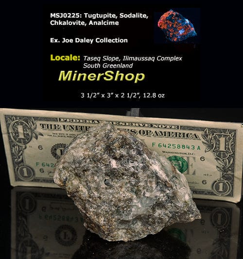 Fantasy Rock - Analcime, Tugtupite, Chkalovite, Sodalite - Greenland