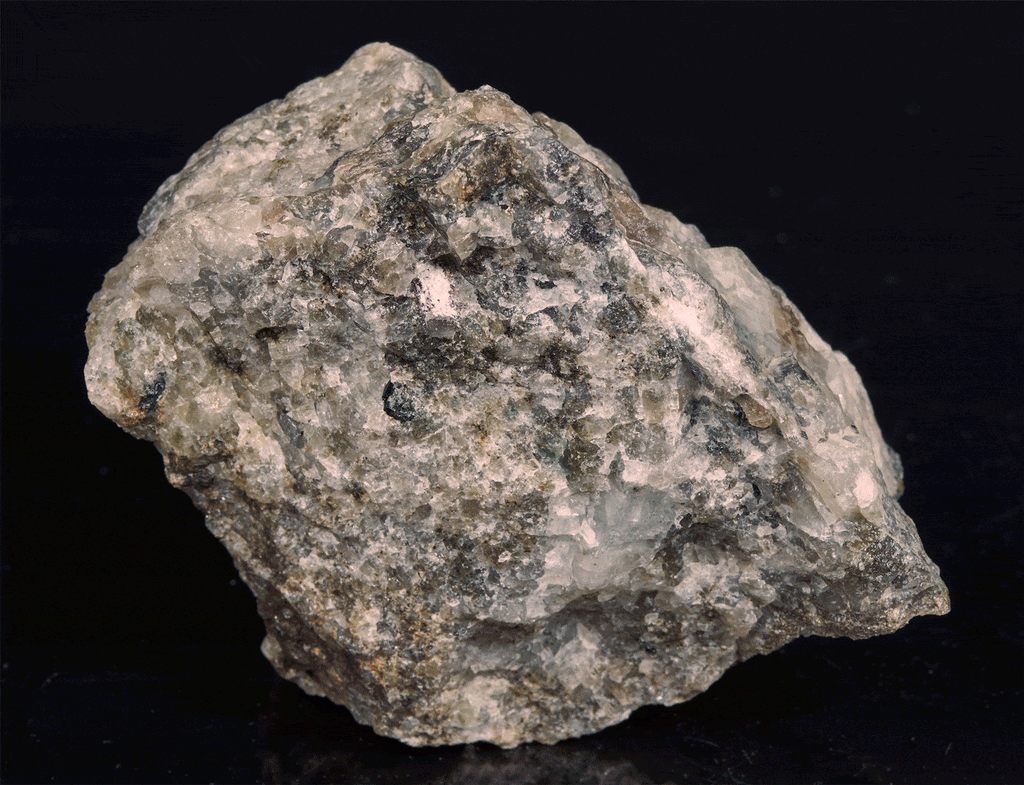 Fantasy Rock - Analcime, Tugtupite, Chkalovite, Sodalite - Greenland