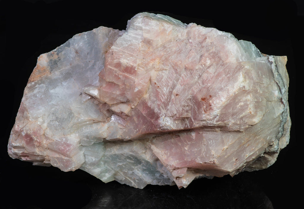 A huge piece of Terlingua calcite.